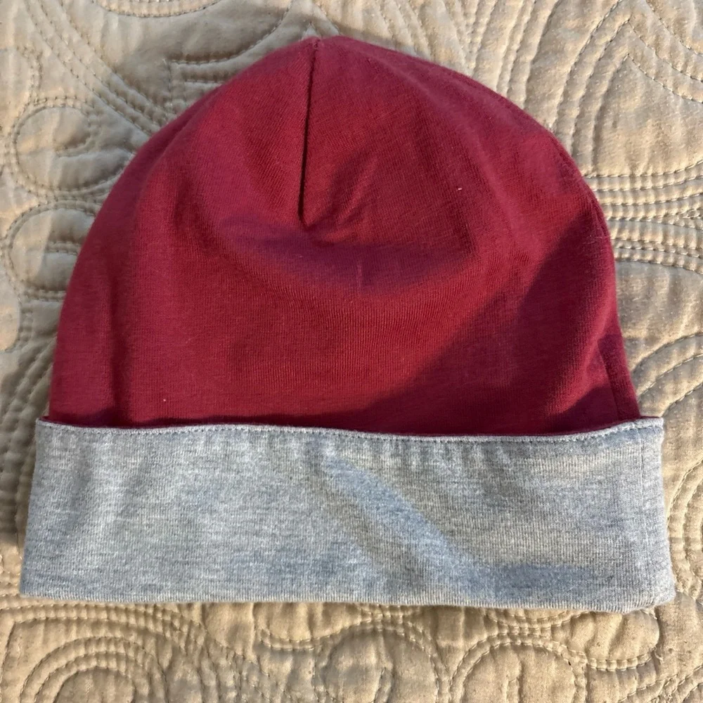 Washington Redskins Red and‎ Gray Beanie with Embroidered Logo